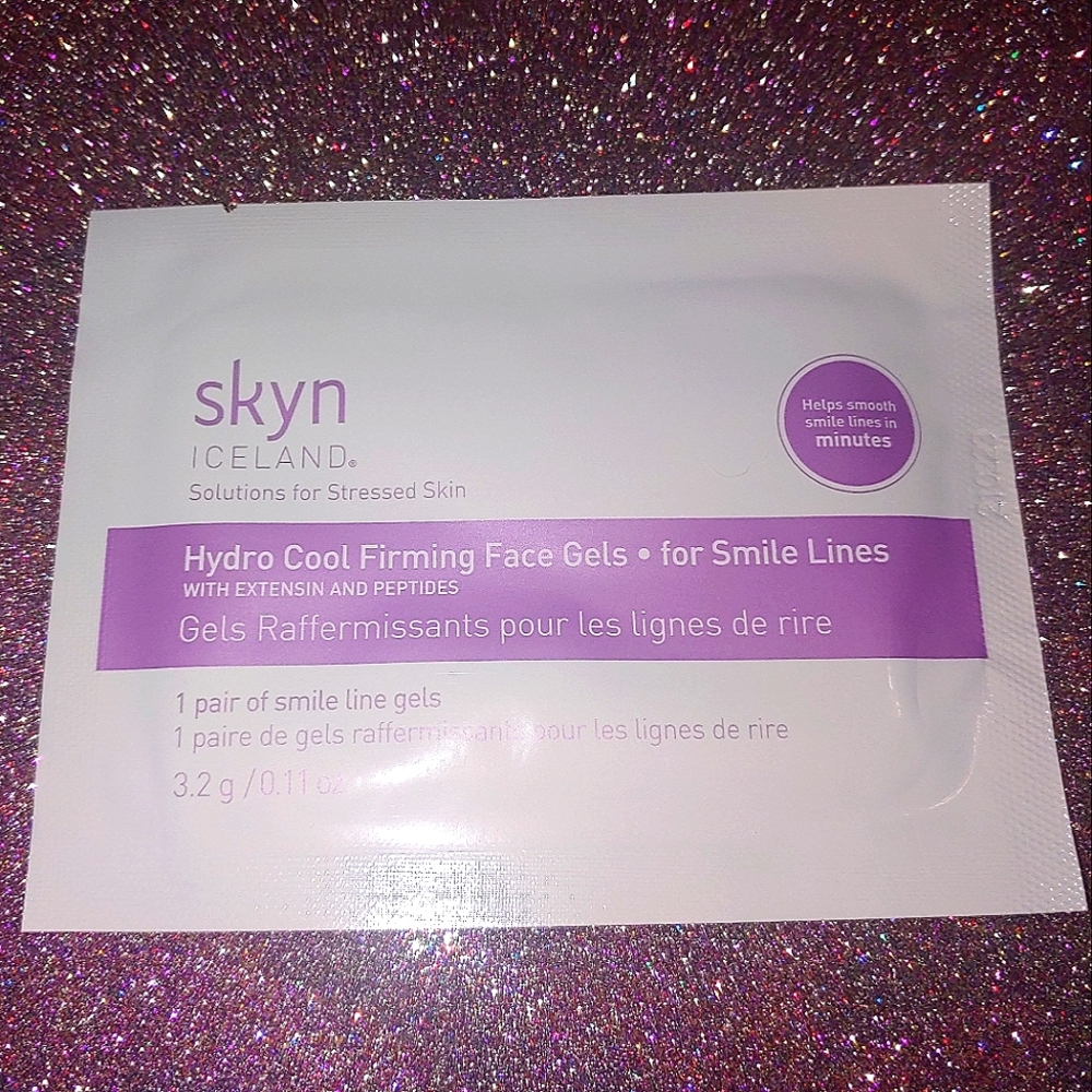Hydro Cool Firming Face Gels for Smile Lines EXTENSIN & PEPTIDES skyn Iceland